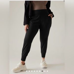 Athleta Venice Mid Rise Jogger